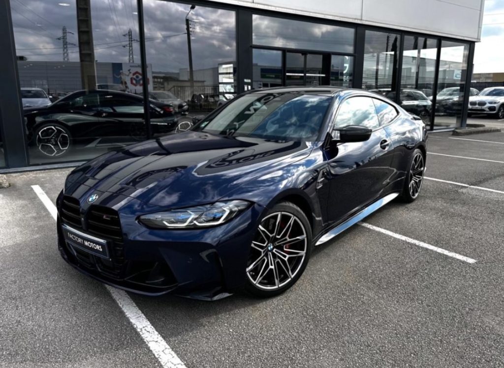 BMW M4 COMPETITION Tansanitblau