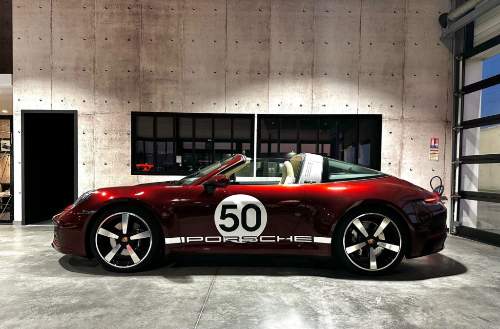 Porsche 992 Targa 4S Heritage Design Edition